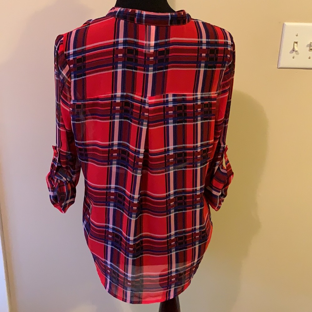 No Boundaries Sheer Red & Navy Blue Plaid V Neck Shirt Junior’s Medium - Picture 4 of 6